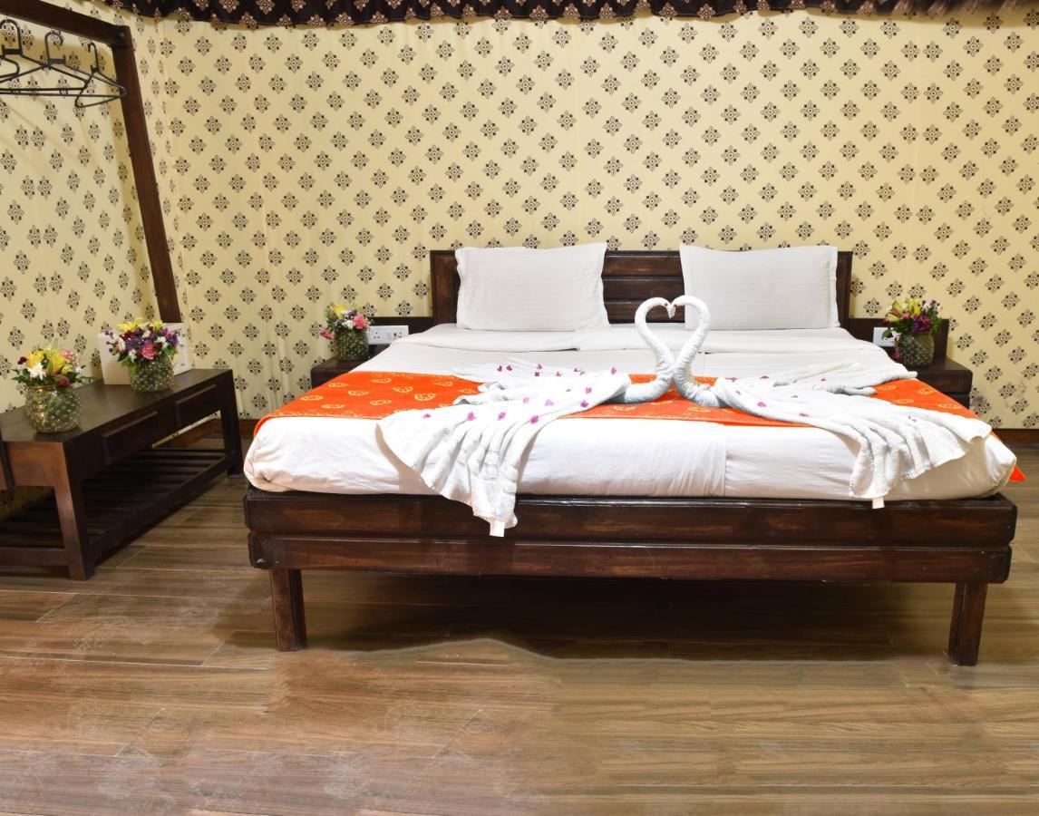 Praveg Tent City Narmada, Statue Of Unity Kevadia Экстерьер фото